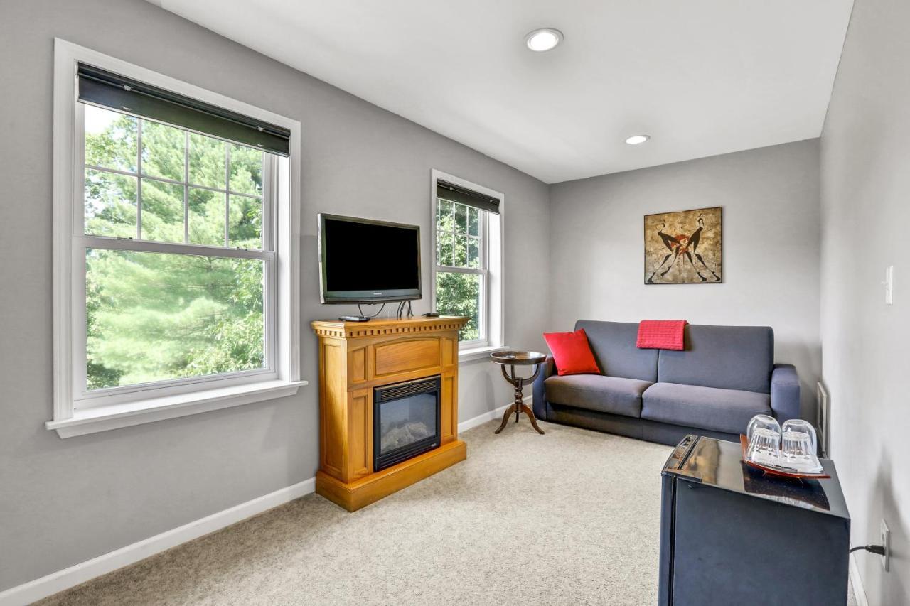 Moondance Ridge Suites New Paltz Buitenkant foto